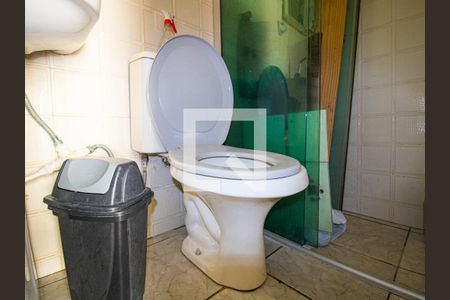 Casa à venda com 200m², 4 quartos e 2 vagasBanheiro 3