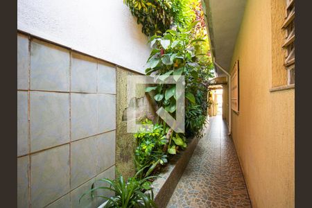 Casa à venda com 200m², 4 quartos e 2 vagasEntrada