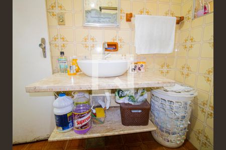 Casa à venda com 200m², 4 quartos e 2 vagasBanheiro da Suíte