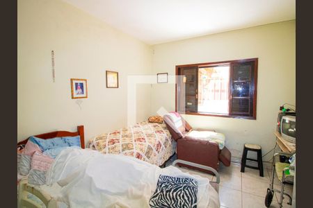 Casa à venda com 200m², 4 quartos e 2 vagasSuíte