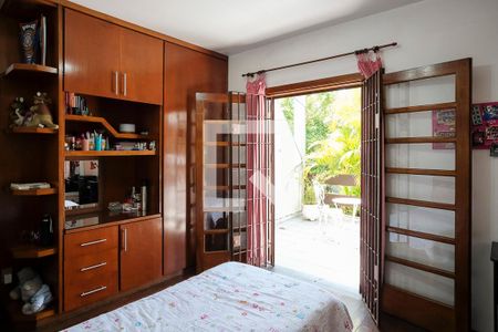 Casa à venda com 360m², 4 quartos e 3 vagasQuarto