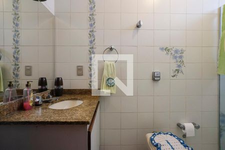 Casa à venda com 360m², 4 quartos e 3 vagasBanheiro da suíte 3