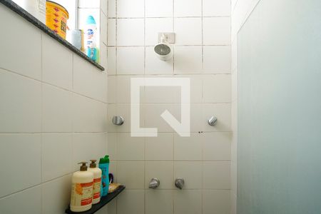 Casa à venda com 360m², 4 quartos e 3 vagasBanheiro da suíte 1