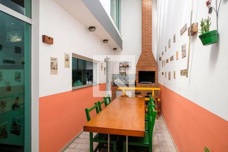 Casa à venda com 360m², 4 quartos e 3 vagasQuintal