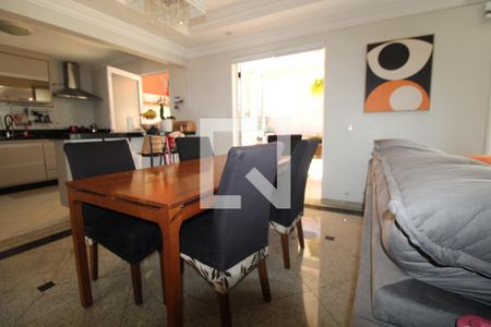 Sala de estar e jantar de casa de condomínio para alugar com 3 quartos, 174m² em Parque Alto Taquaral, Campinas