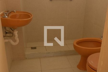 Apartamento para alugar com 97m², 2 quartos e 2 vagas Apartamento para alugar com 97m², 2 quartos e 2 vagasBanheiro 1