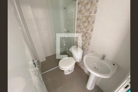 Banheiro de apartamento para alugar com 1 quarto, 32m² em Jardim Algarve, Viamão