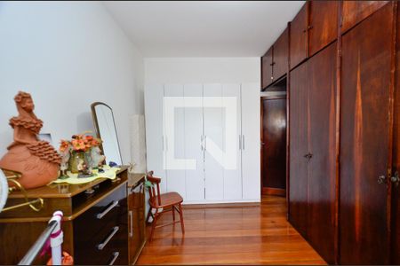 Quarto1 de casa para alugar com 4 quartos, 150m² em Sagrada Família, Belo Horizonte