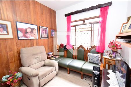 Quarto2 de casa para alugar com 4 quartos, 400m² em Sagrada Família, Belo Horizonte