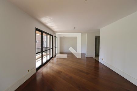Sala de apartamento à venda com 4 quartos, 210m² em Vila Nova Conceição, São Paulo