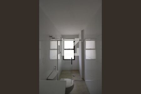 Apartamento à venda com 210m², 4 quartos e 3 vagasBanheiro da Suíte 2