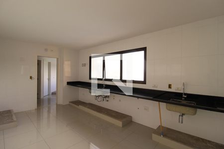 Apartamento à venda com 210m², 4 quartos e 3 vagasCozinha