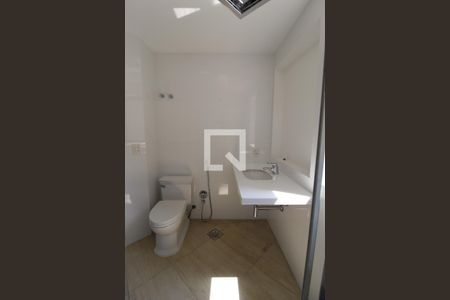 Apartamento à venda com 210m², 4 quartos e 3 vagasBanheiro da Suíte 1