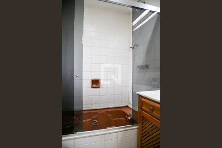 Apartamento à venda com 116m², 2 quartos e 2 vagasBanheiro do Quarto 2