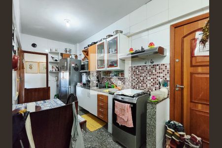 Apartamento à venda com 100m², 3 quartos e 1 vagaCozinha e Área de Serviço