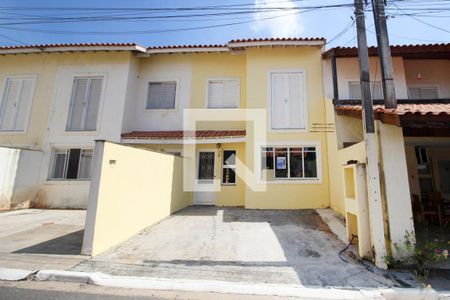 Casa de condomínio para alugar com 72m², 3 quartos e 2 vagasFachada da Casa
