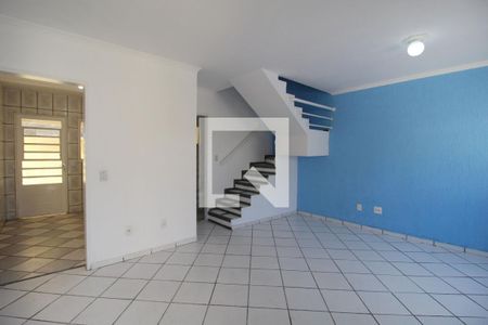 Sala de casa de condomínio para alugar com 3 quartos, 72m² em Jardim São Conrado, Sorocaba