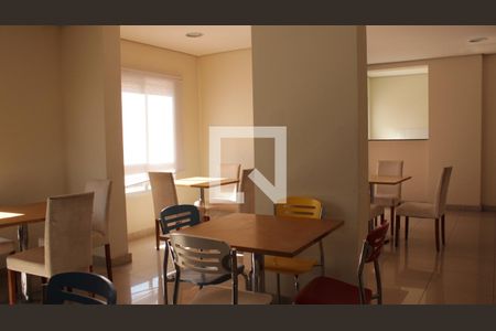 Apartamento para alugar com 67m², 2 quartos e 1 vagaÁrea comum - Salão de festas