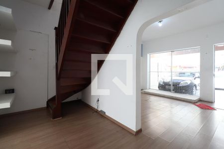 Sala  de casa para alugar com 2 quartos, 137m² em Vila Alpina, Santo André