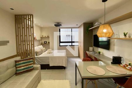 Sala/Quarto de apartamento para alugar com 1 quarto, 30m² em Centro, Rio de Janeiro