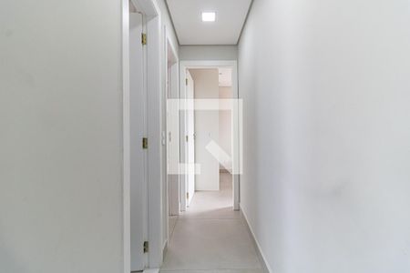 Corredor de apartamento para alugar com 2 quartos, 48m² em Vila Moinho Velho, São Paulo