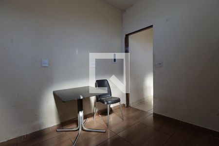 Sala/Quarto de casa para alugar com 1 quarto, 40m² em Vila Albertina, Ribeirão Preto