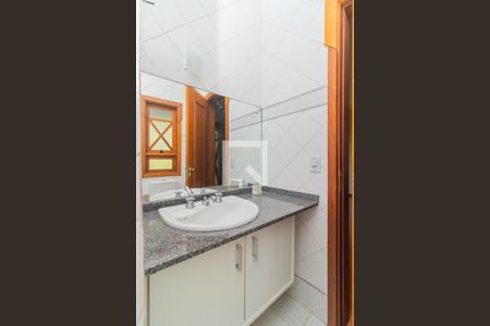 Casa de condomínio para alugar com 249m², 3 quartos e 2 vagas Casa de condomínio para alugar com 249m², 3 quartos e 2 vagasBanheiro da Suíte