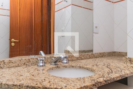 Casa de condomínio para alugar com 249m², 3 quartos e 2 vagas Casa de condomínio para alugar com 249m², 3 quartos e 2 vagasBanheiro Social