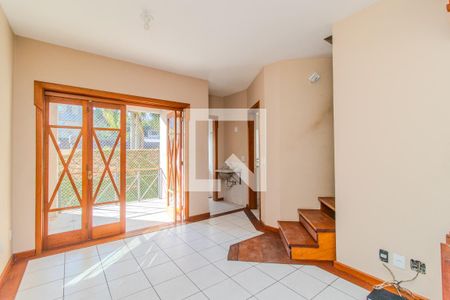 Sala de casa de condomínio para alugar com 3 quartos, 249m² em Jardim Isabel, Porto Alegre