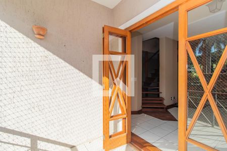Sala de casa de condomínio para alugar com 3 quartos, 249m² em Jardim Isabel, Porto Alegre