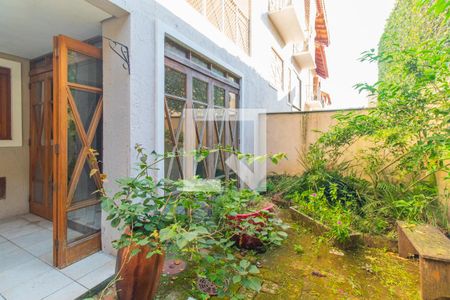 Casa de condomínio para alugar com 249m², 3 quartos e 2 vagas Casa de condomínio para alugar com 249m², 3 quartos e 2 vagasQuintal