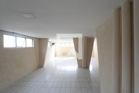 Apartamento para alugar com 63m², 2 quartos e 1 vaga Apartamento para alugar com 63m², 2 quartos e 1 vagaÁrea comum - Salão de festas