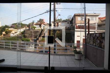 Vista de casa à venda com 2 quartos, 235m² em Baeta Neves, São Bernardo do Campo