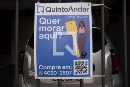 Casa à venda com 160m², 3 quartos e 2 vagas Casa à venda com 160m², 3 quartos e 2 vagasPlaquinha