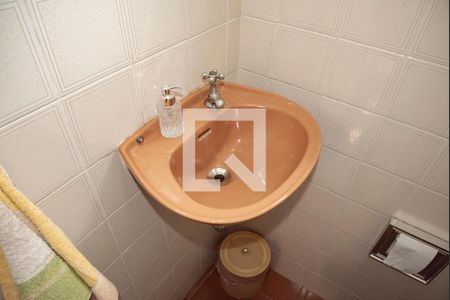 Casa à venda com 160m², 3 quartos e 2 vagas Casa à venda com 160m², 3 quartos e 2 vagasLavabo da Sala