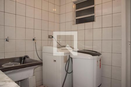 Casa à venda com 160m², 3 quartos e 2 vagas Casa à venda com 160m², 3 quartos e 2 vagasÁrea de Serviço