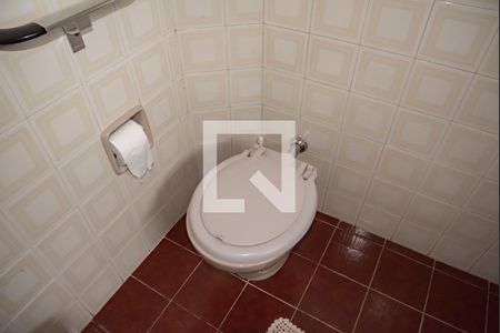 Casa à venda com 160m², 3 quartos e 2 vagas Casa à venda com 160m², 3 quartos e 2 vagasBanheiro