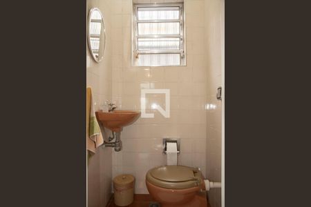 Casa à venda com 160m², 3 quartos e 2 vagas Casa à venda com 160m², 3 quartos e 2 vagasLavabo da Sala