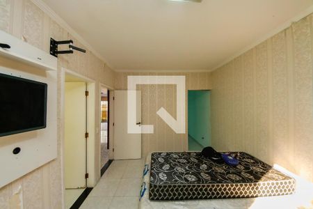 Suíte de casa para alugar com 3 quartos, 500m² em Vila Antonieta, São Paulo