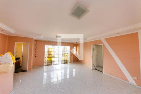 Sala de casa para alugar com 3 quartos, 500m² em Vila Antonieta, São Paulo
