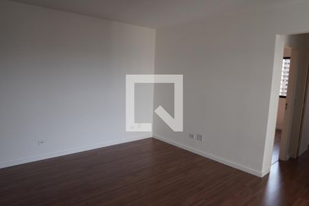 Sala de apartamento para alugar com 2 quartos, 74m² em Jardim Maria Rosa, Taboão da Serra