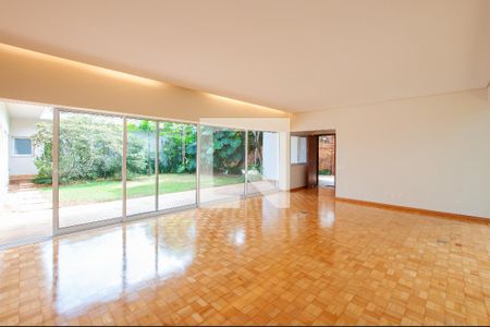 Sala de casa à venda com 5 quartos, 451m² em Jardim das Bandeiras, São Paulo