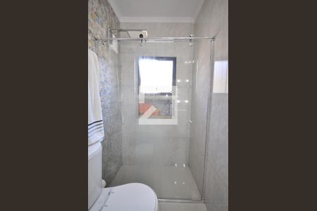 Casa de condomínio à venda com 200m², 3 quartos e 3 vagasBanheiro do Quarto Suíte