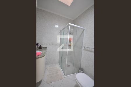 Casa de condomínio à venda com 200m², 3 quartos e 3 vagasBanheiro Social