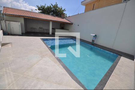 Casa de condomínio à venda com 200m², 3 quartos e 3 vagasÁrea comum - Piscina