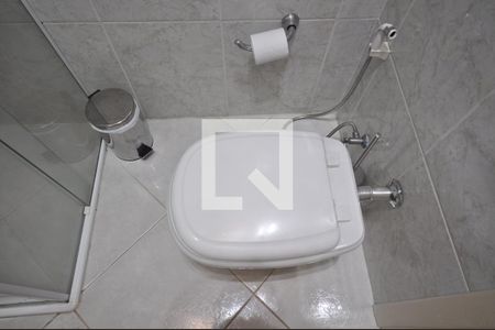 Casa de condomínio à venda com 200m², 3 quartos e 3 vagasBanheiro Social