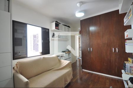 Casa de condomínio à venda com 200m², 3 quartos e 3 vagasQuarto 3