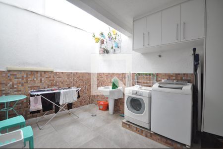 Casa de condomínio à venda com 200m², 3 quartos e 3 vagasÁrea de Serviço