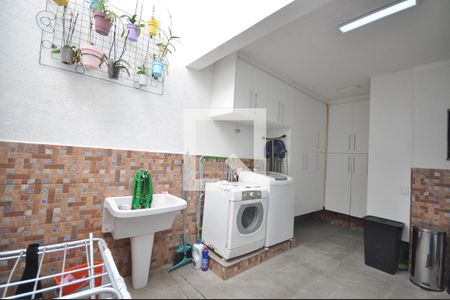 Casa de condomínio à venda com 200m², 3 quartos e 3 vagasÁrea de Serviço