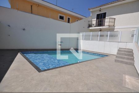 Casa de condomínio à venda com 200m², 3 quartos e 3 vagasÁrea comum - Piscina